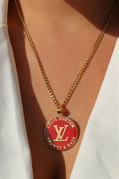 vintage louis vuitton monogram bar and circle pendant necklace|louis Vuitton Monogram sunrise necklace.